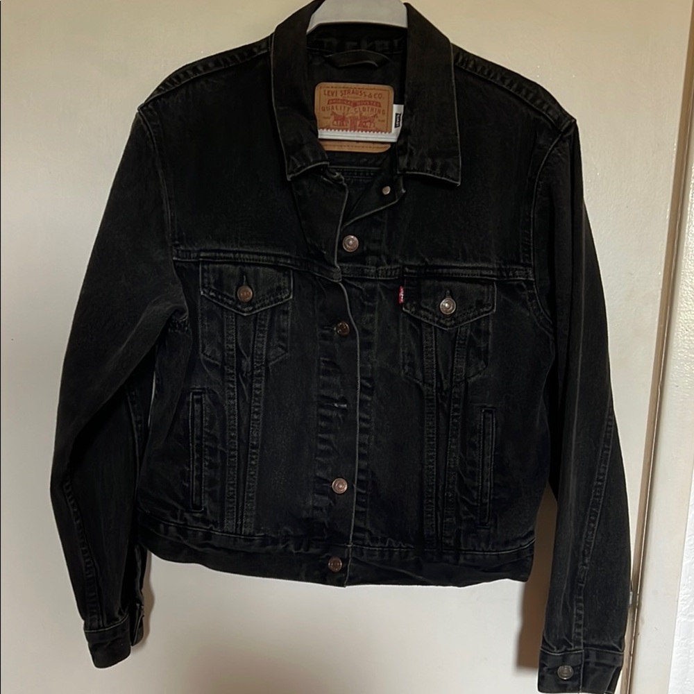 Levi's Black Jean Jacket Classic Denim Style